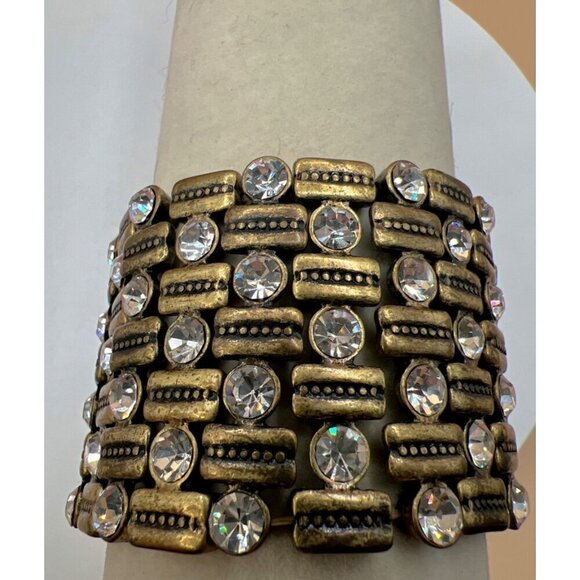 Vintage-Inspired Floral Medallion Necklace & Crystal-Studded Bracelet Set.  C5 - Picture 12 of 15